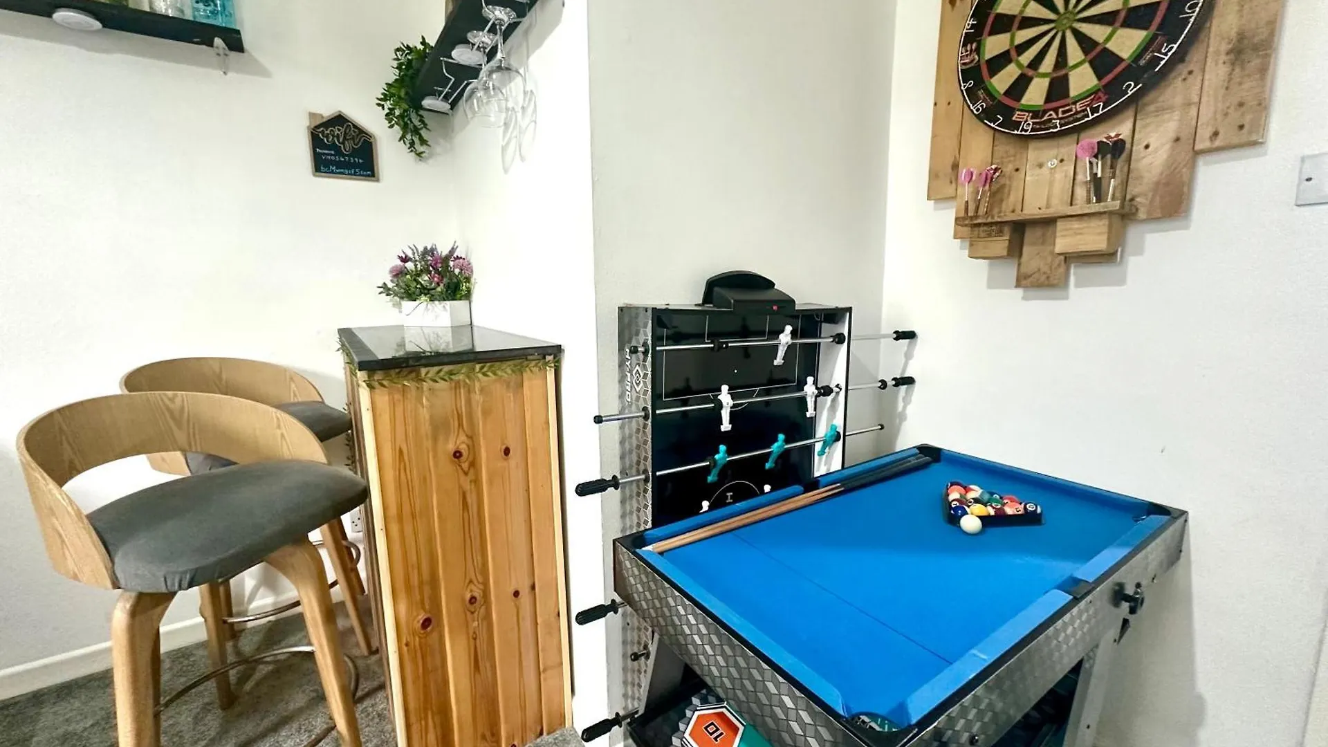 Homely Apartment In The Heart Of Town Centre - Sleeps 6 Bournemouth