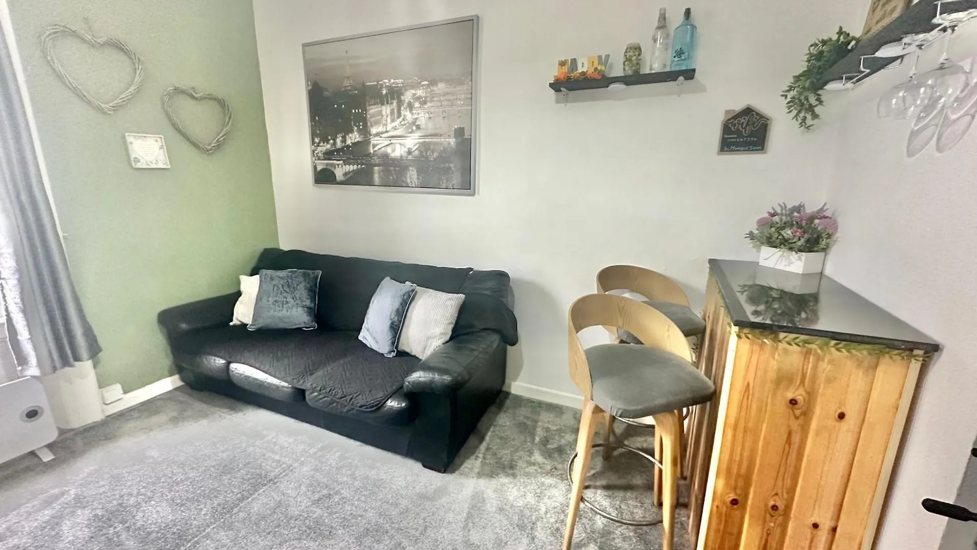 Homely Apartment In The Heart Of Town Centre - Sleeps 6 Bournemouth